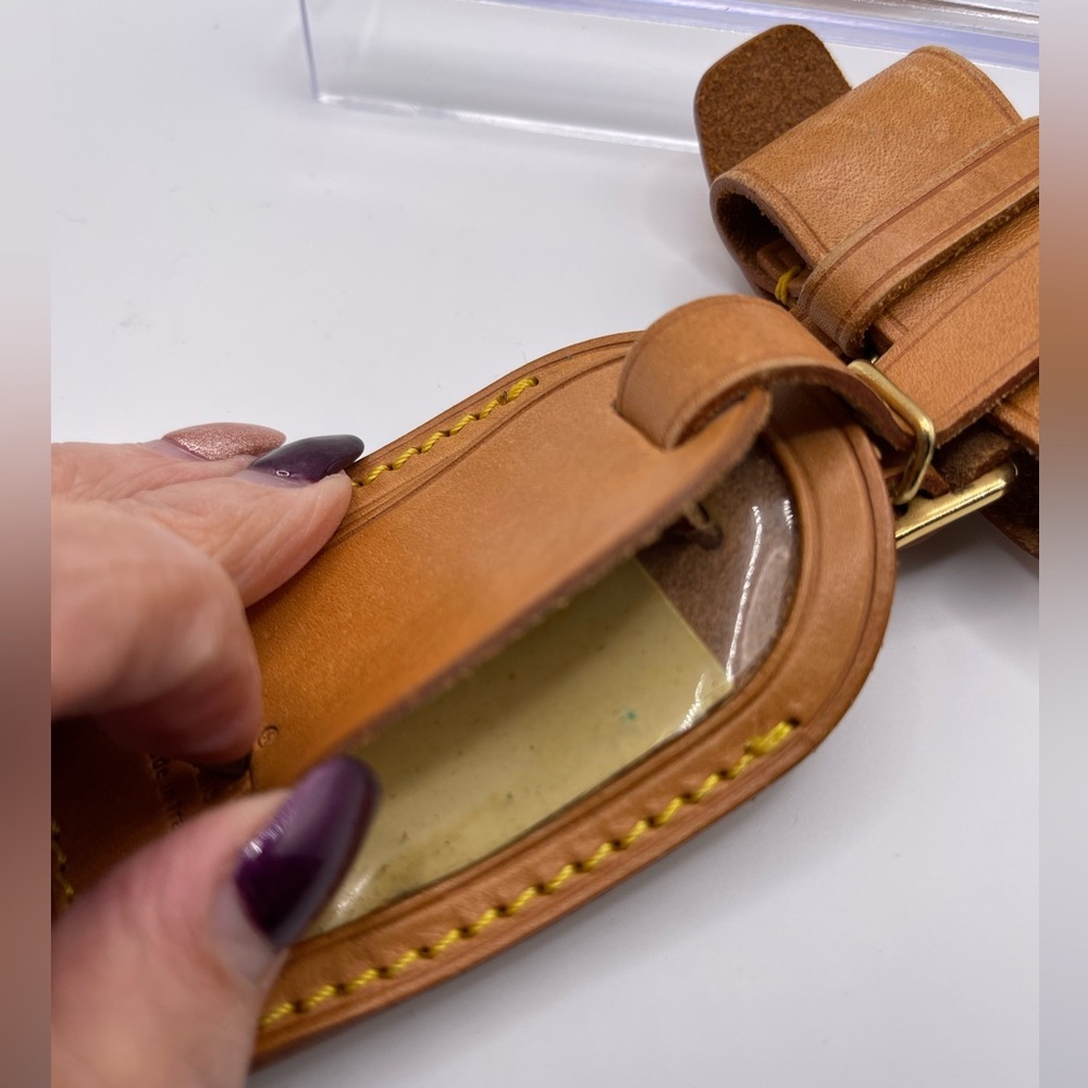 Louis Vuitton - natural leather luggage / name tag & poignet set - Picture 2 of 4